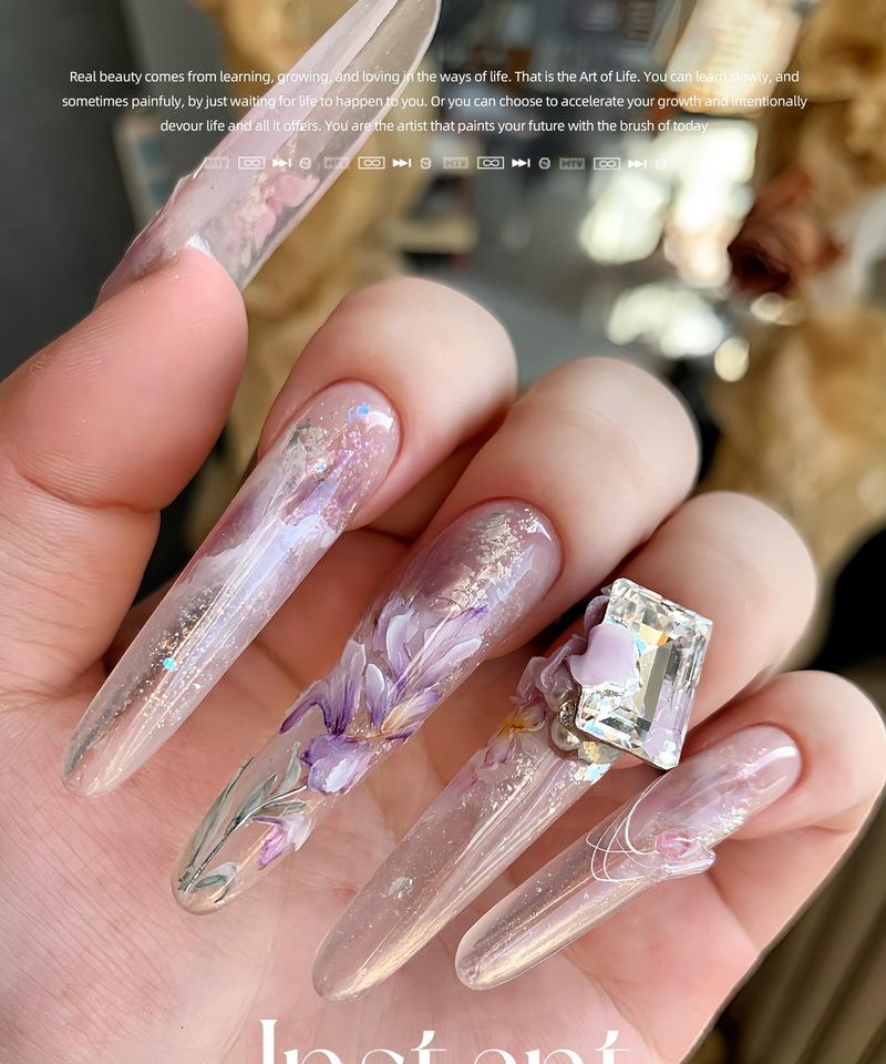 流行的美甲花语有哪些？它们各自代表了什么意思？