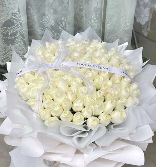 白玫瑰寓意纯洁的花语是什么？白玫瑰代表了哪些纯洁的意义？