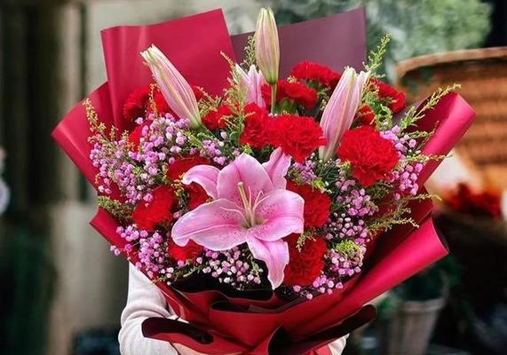 婆婆生日送什么花好？如何选择合适的花卉表达心意？